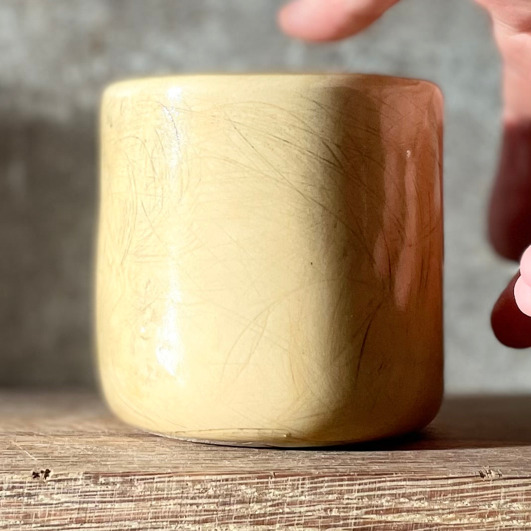 Yellow mug NEŽADINK