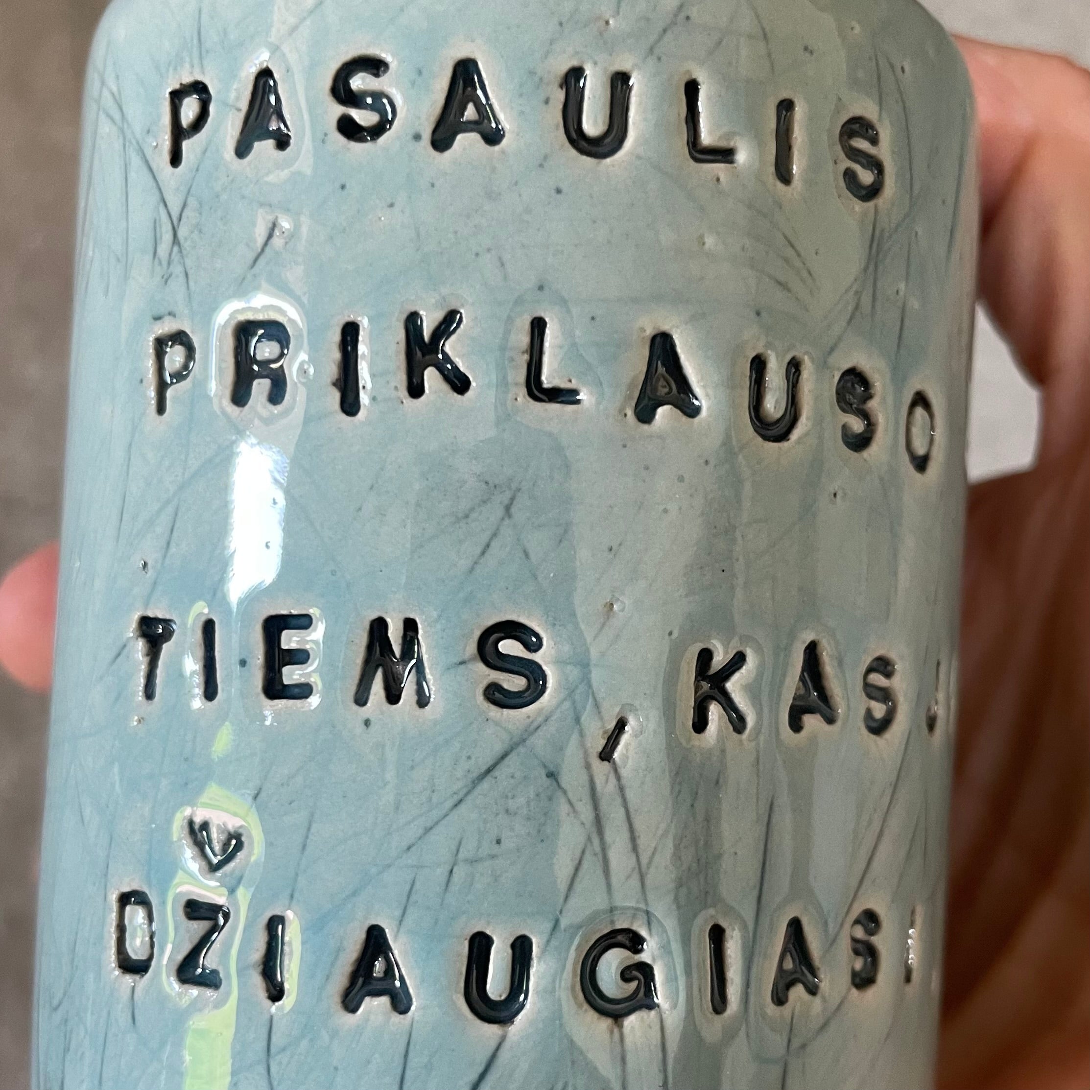 Žydras puodelis
