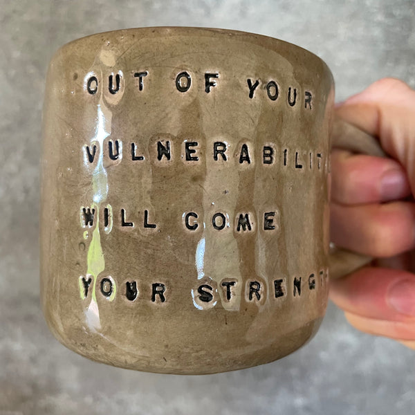 Brown mug with quote by S. Freud