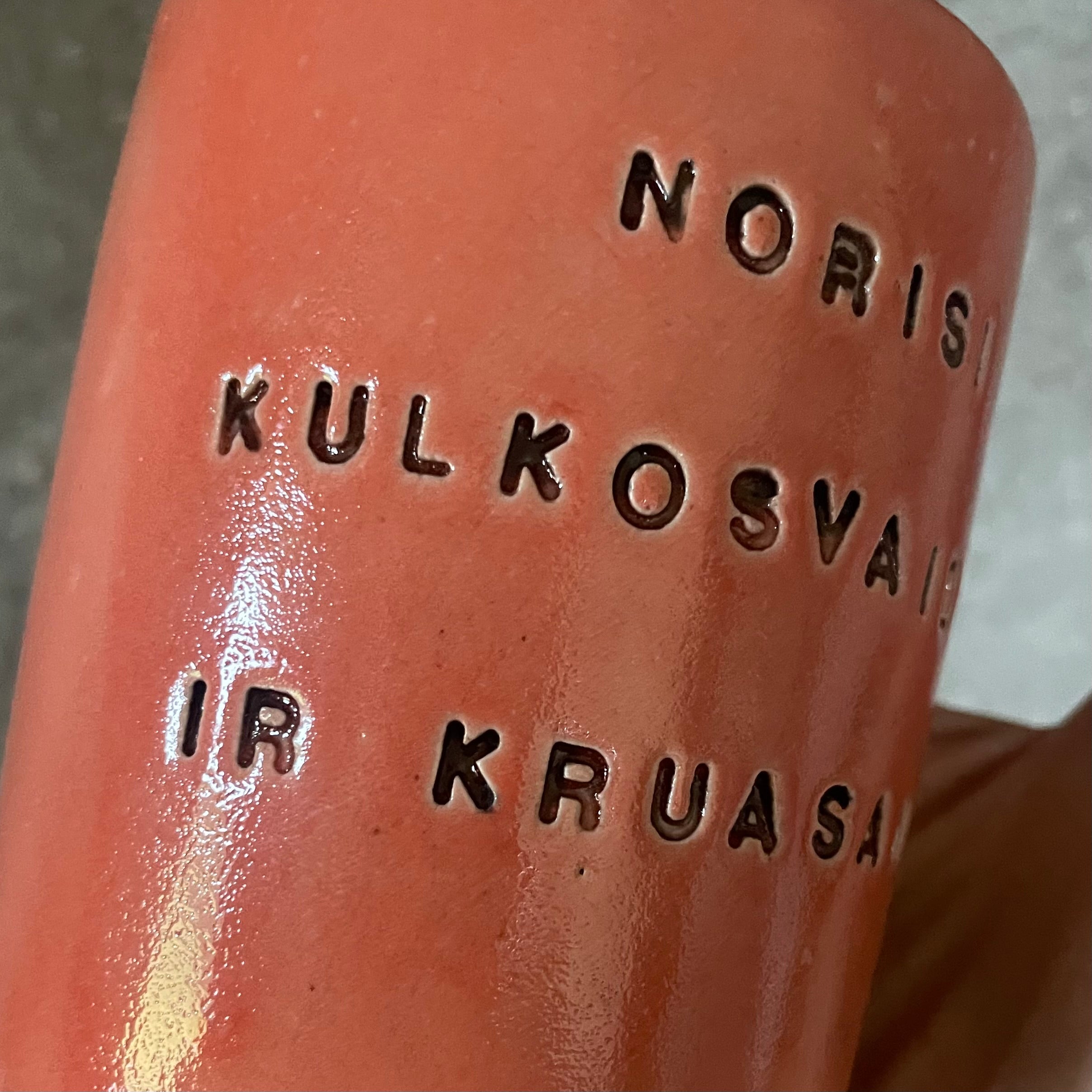 Big tumbler mug with funny phrase in Lithuanian