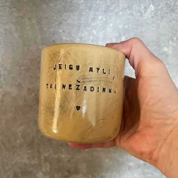 Yellow mug NEŽADINK