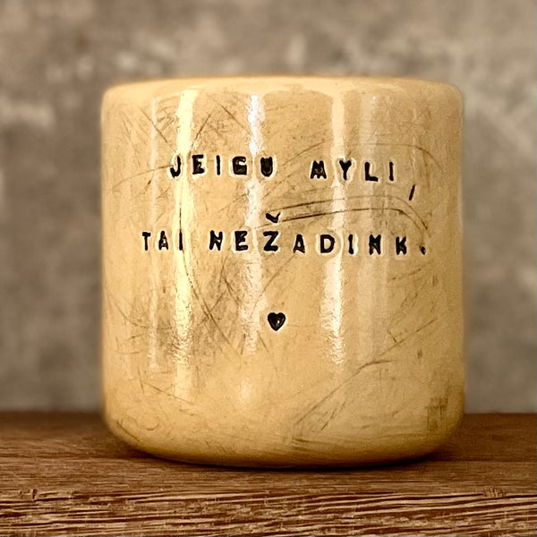 Yellow mug NEŽADINK