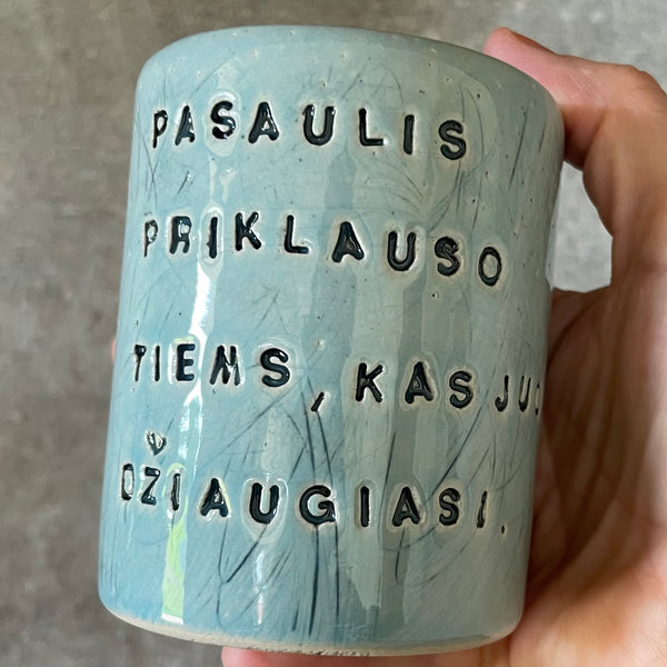 Žydras puodelis