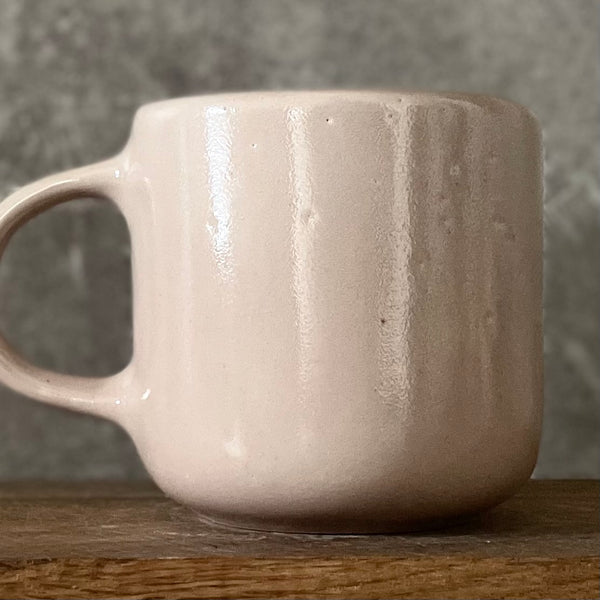 Big  pink mug KELKIS SAULYTE