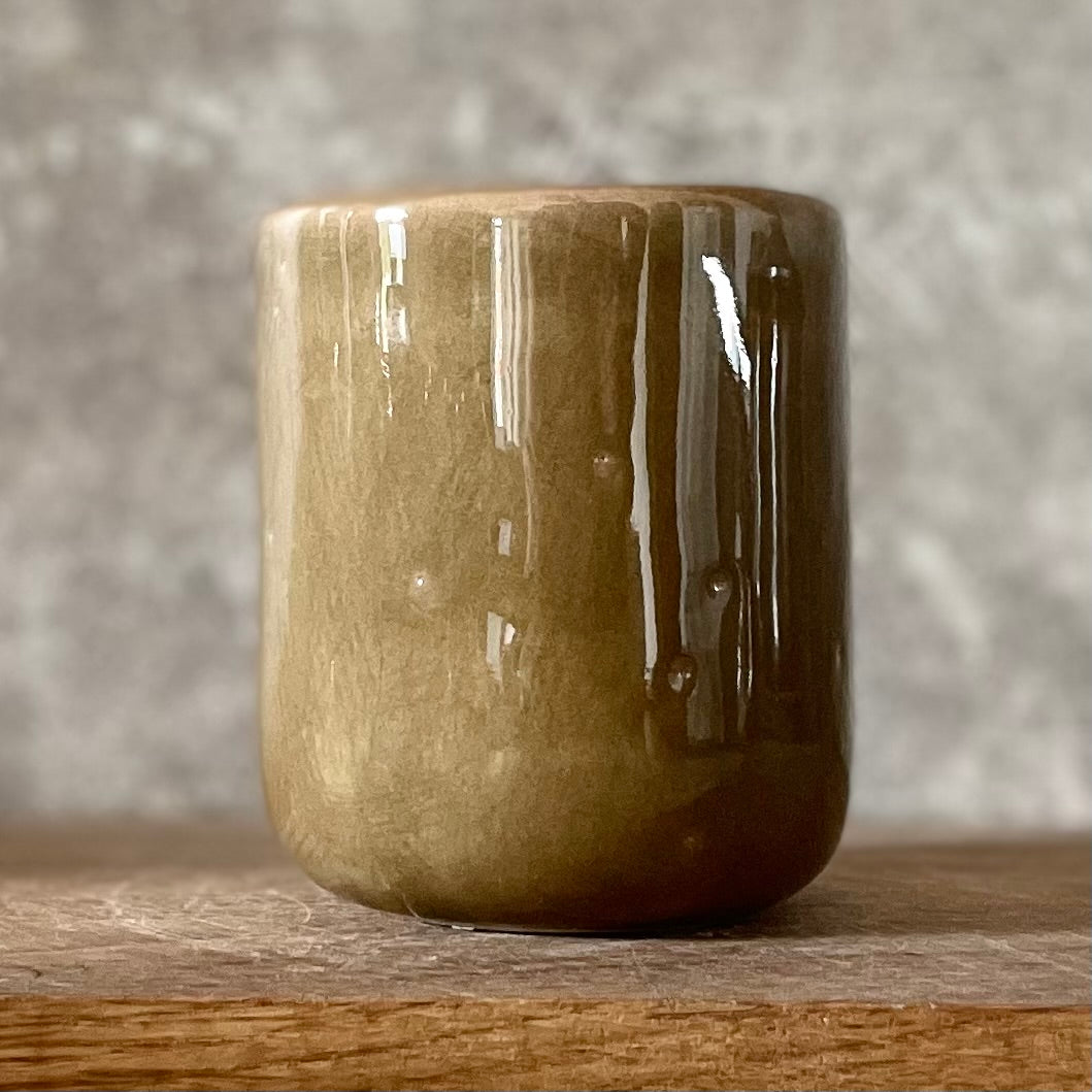 Brown small mug with phrase
