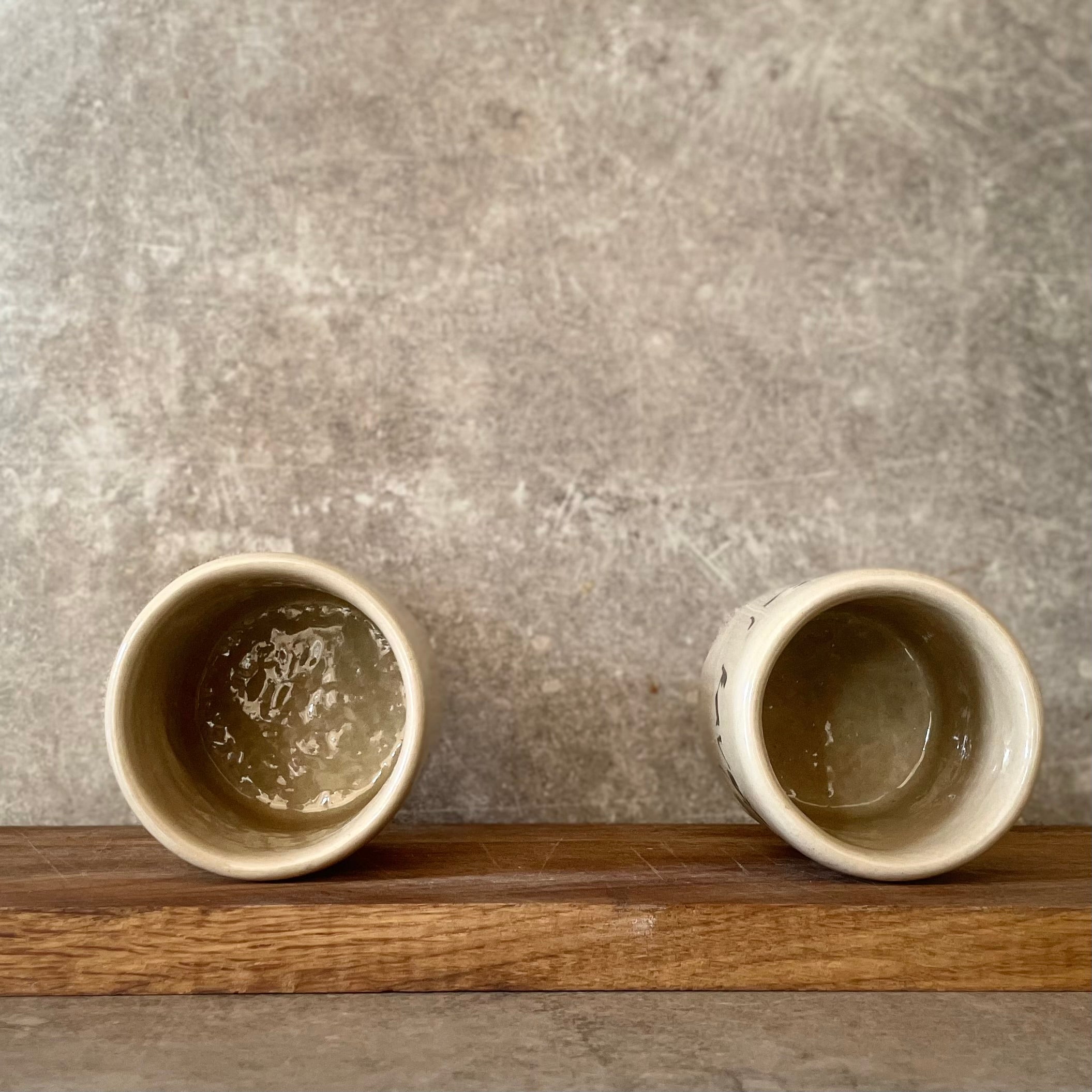 Limited edition beige painted cat mugs set