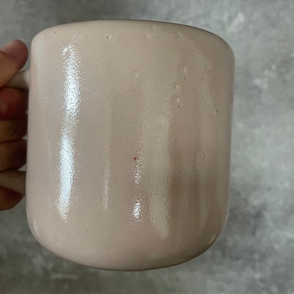 Big  pink mug KELKIS SAULYTE