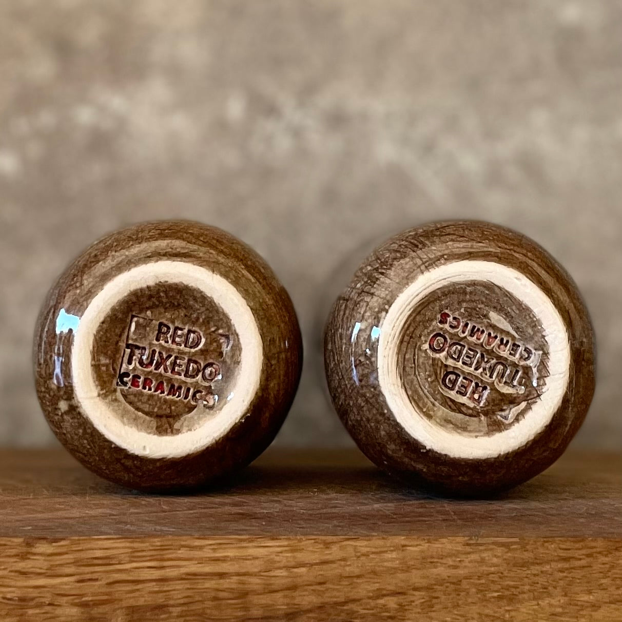 Brown small mugs without handle