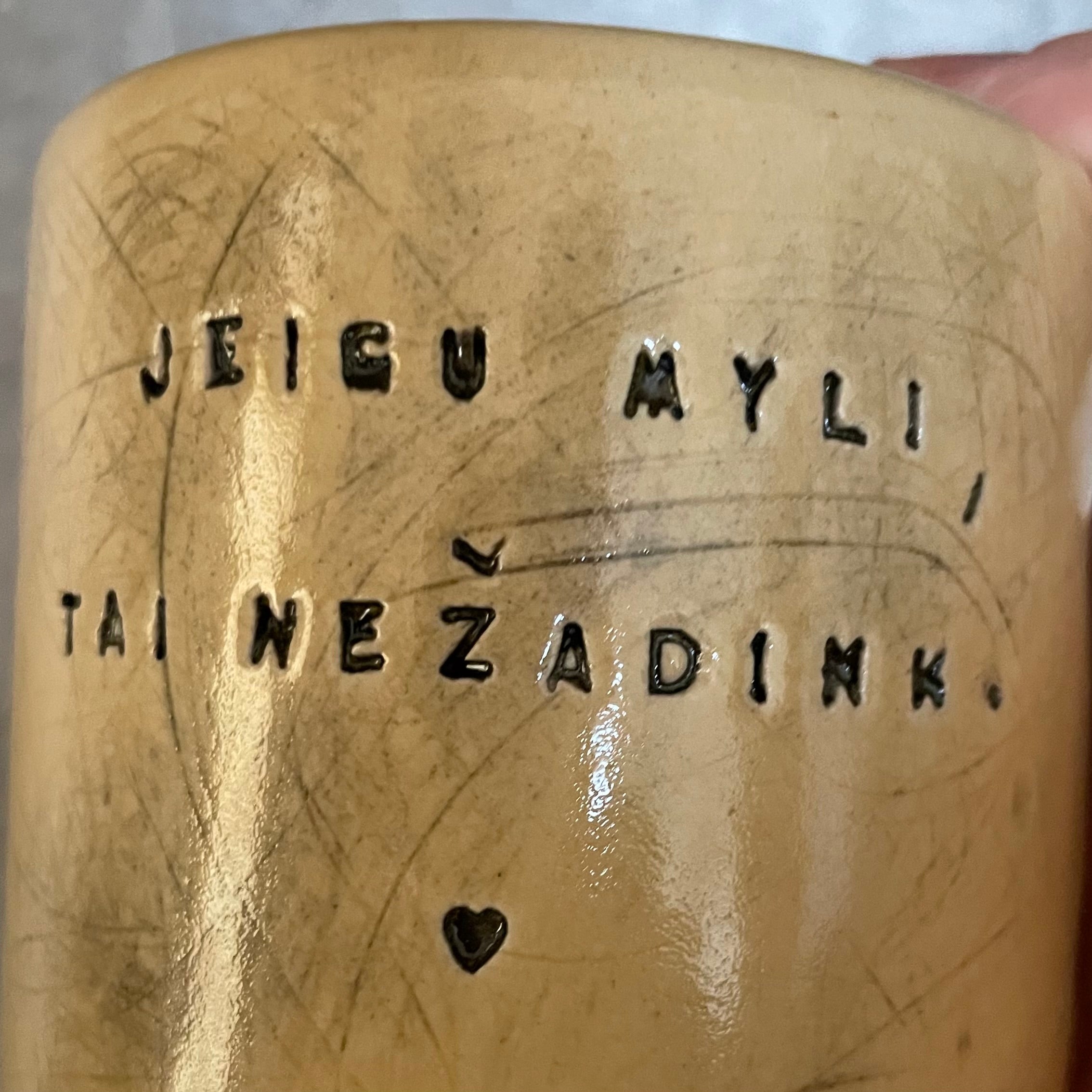 Yellow mug NEŽADINK