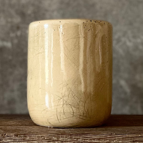 Yellow mug BUENAS VIBRAS