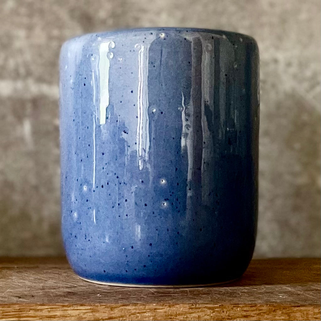 Blue mug NORIU ŠAMPANO