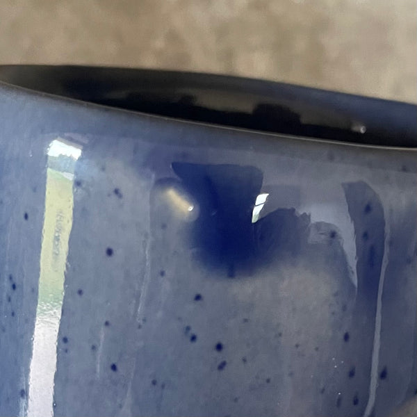 Blue coffee mug with quote by Vergil