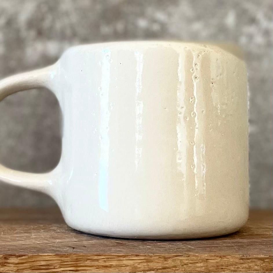 Ceramic mug with word LĖČIAU