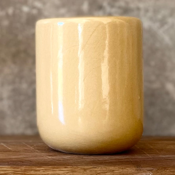 Yellow mug LIEKAM LOVOJ 150 ml