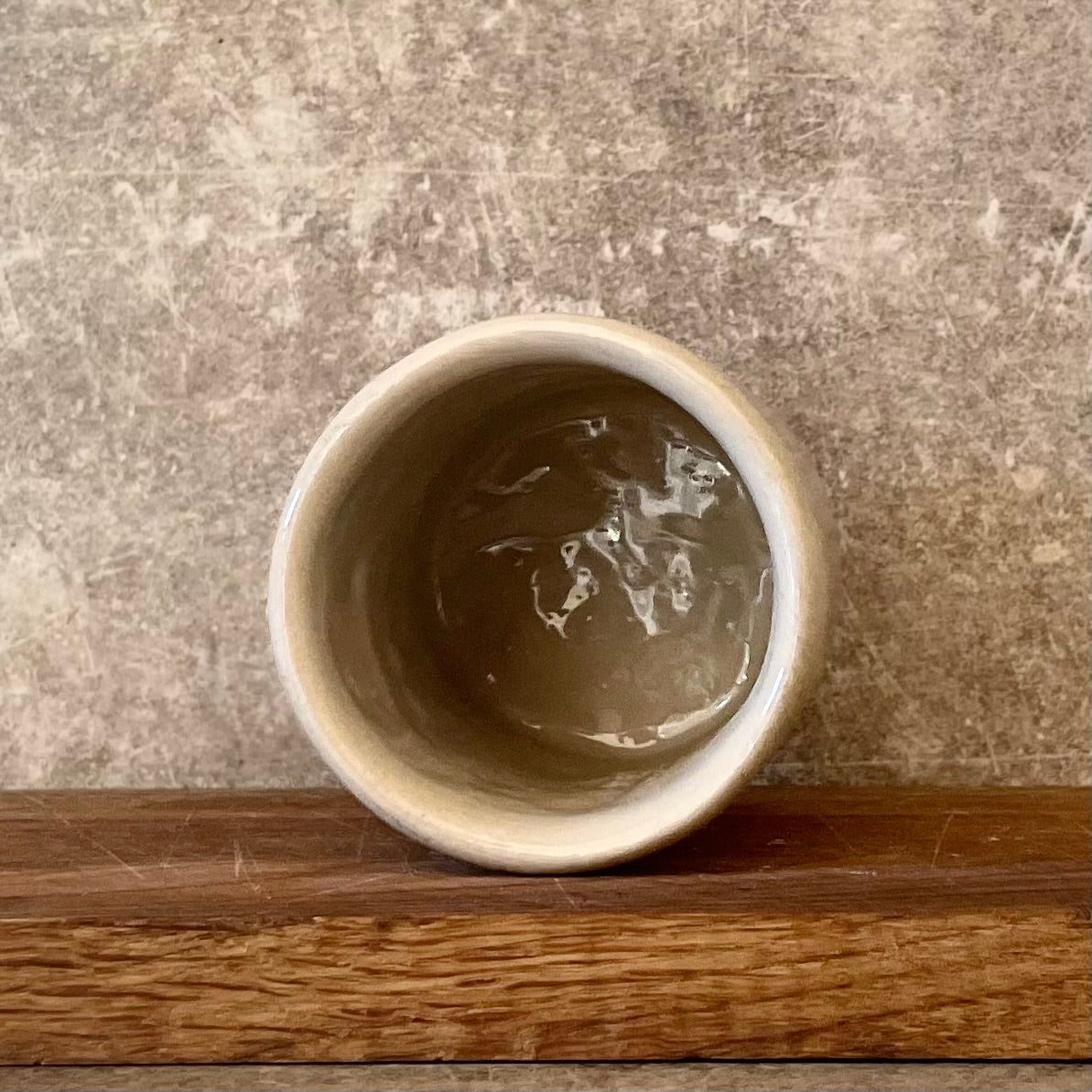 Ceramic tumbler mug with magic saying