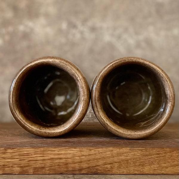 Brown small mugs without handle "Liekam lovoj'