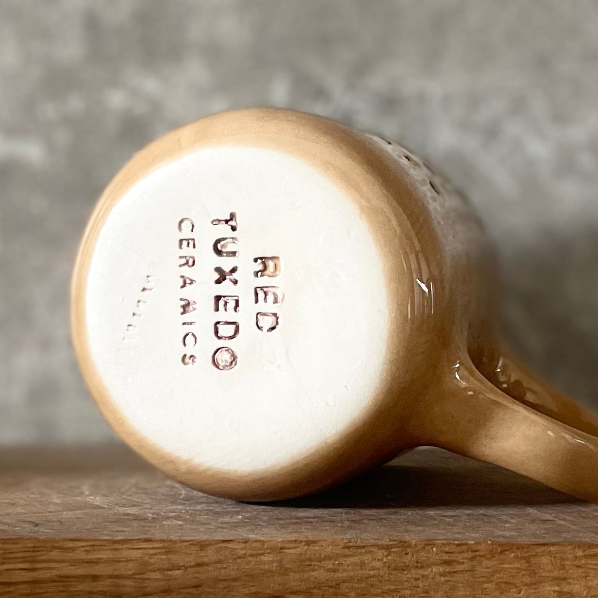 Caramel mug with words about work