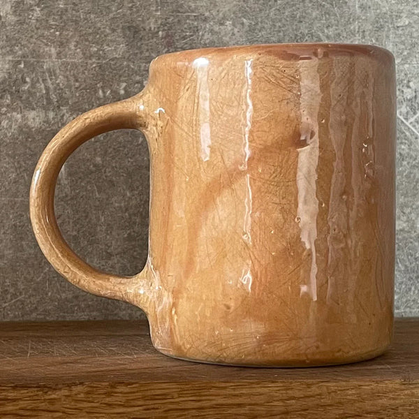 Ranku darbo puodelis su uzrasu