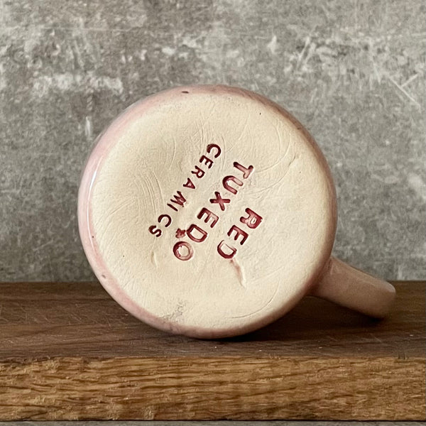 Ceramic mug with text about friendship