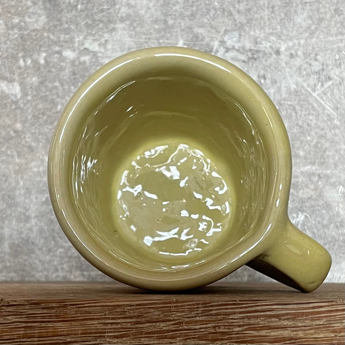 Yellow small mall mug: COME AS YOU ARE