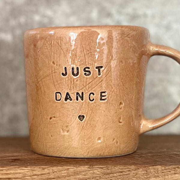 Brown mug JUST DANCE