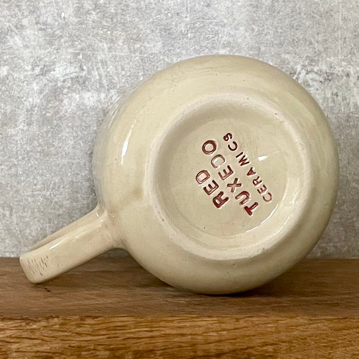 Big yellow mug with funny phrase in Lithuanian