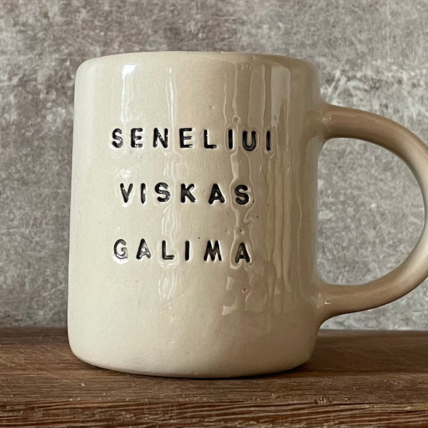 Puodelis dovana seneliui