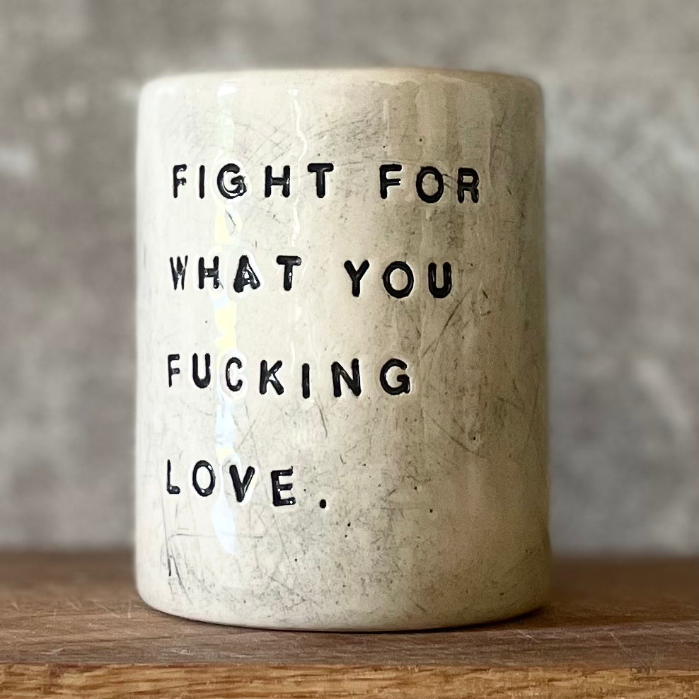 Puodelis be rankenos FIGHT