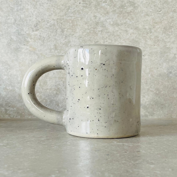 Heavy coffee mug SLOWER