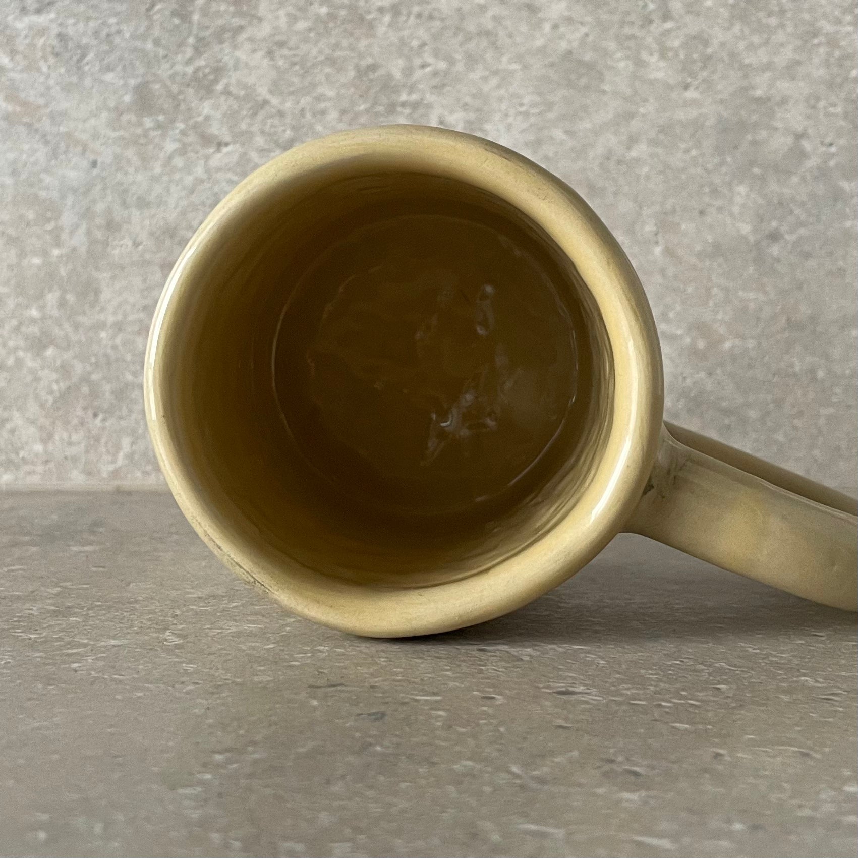 Ceramic mug with quote