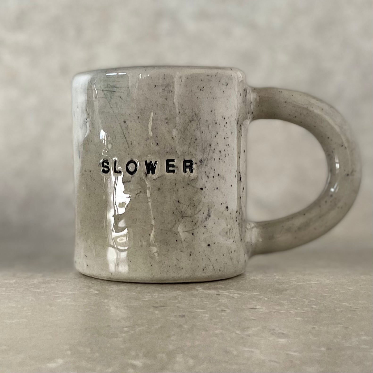 Heavy coffee mug SLOWER