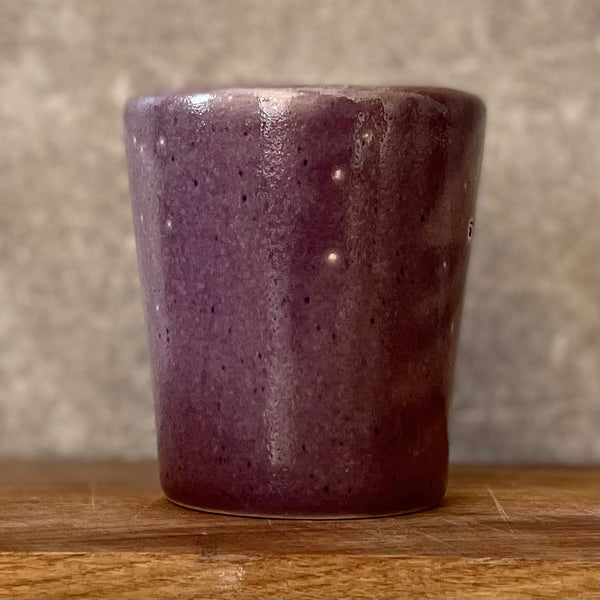 Violetinis puodelis