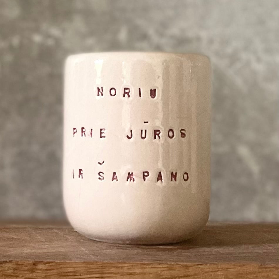 Mažas rausvas puodelis NORIU PRIE JŪROS