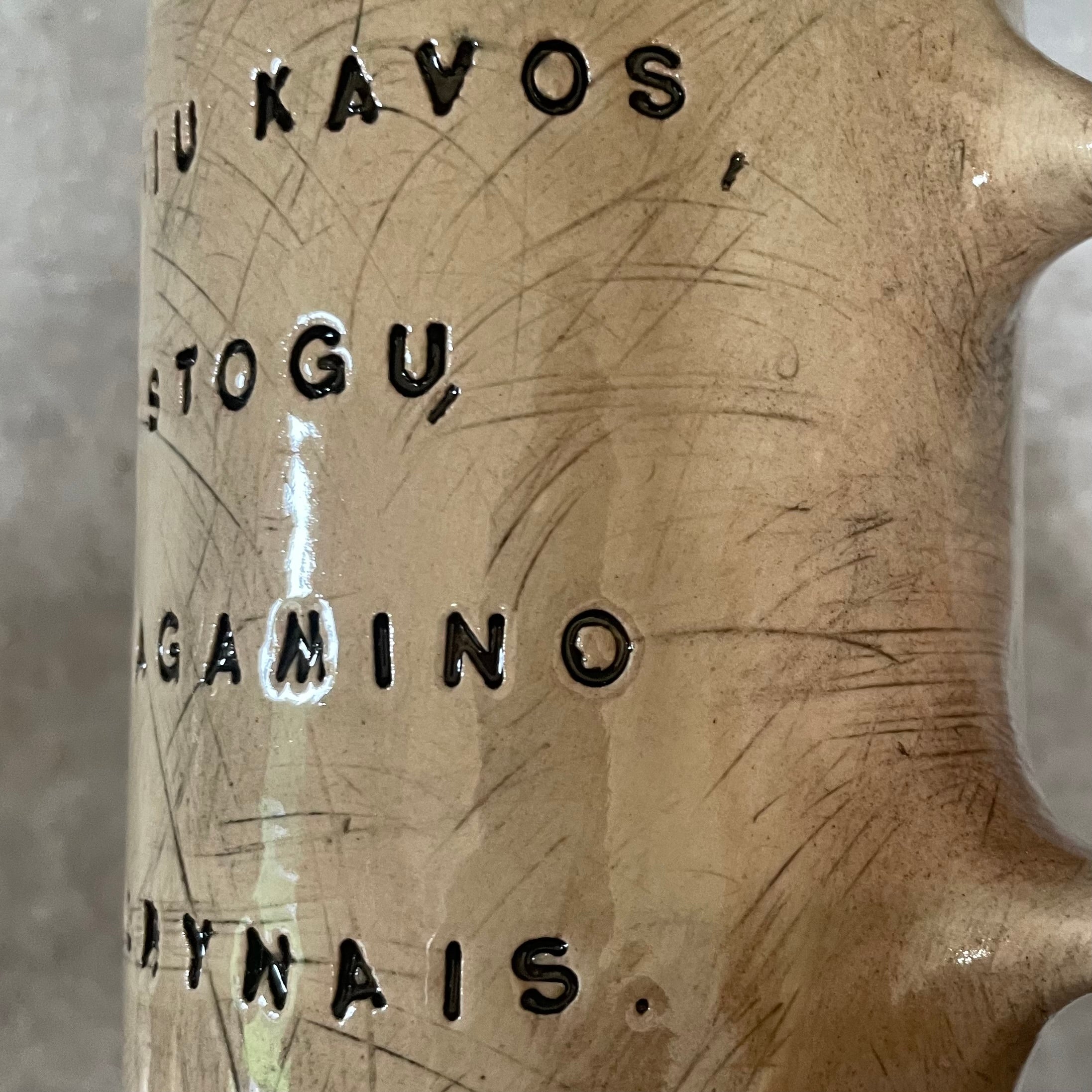 Large mug with funny saying in Lithuanian