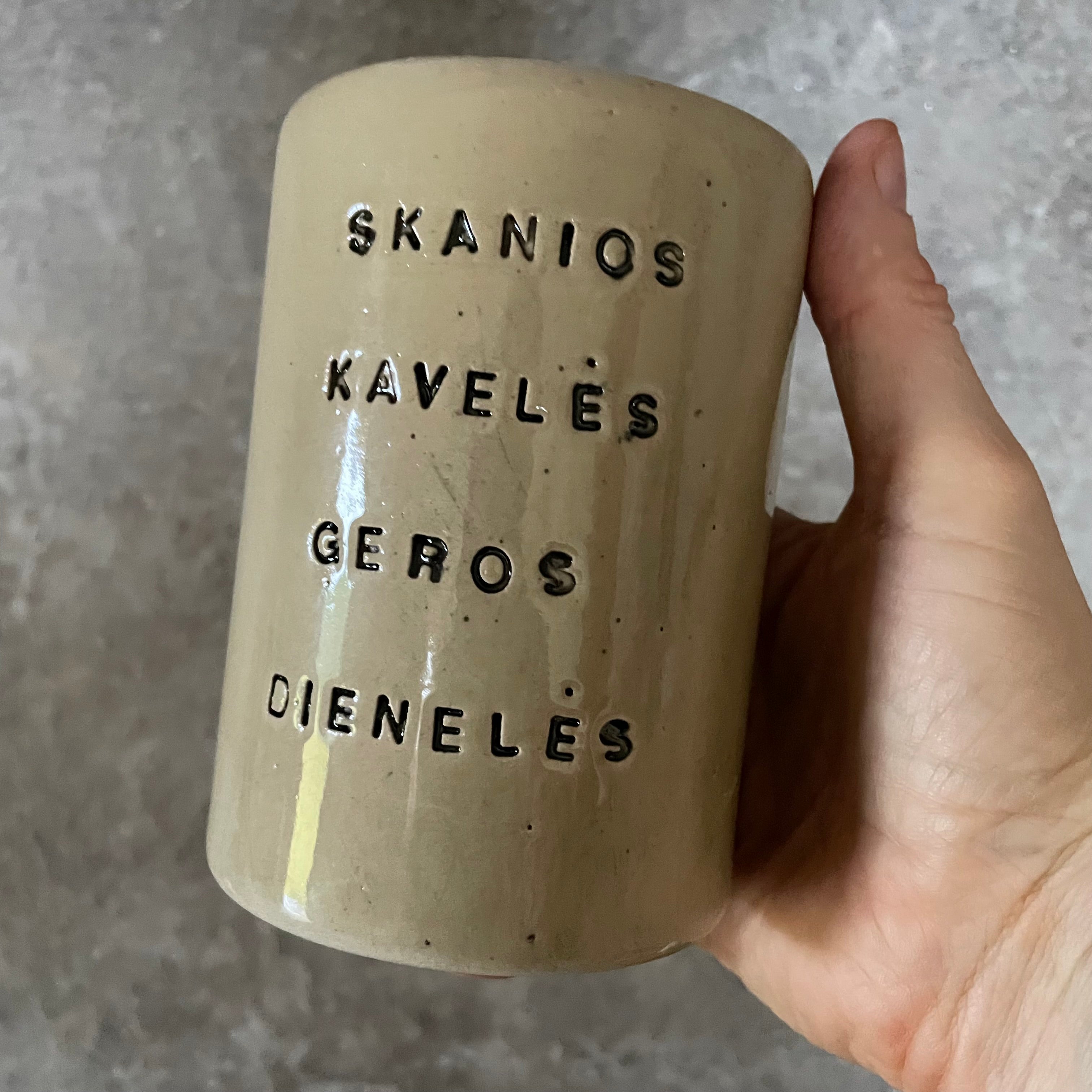 Puodelis SKANIOS KAVELĖS su piešinuku