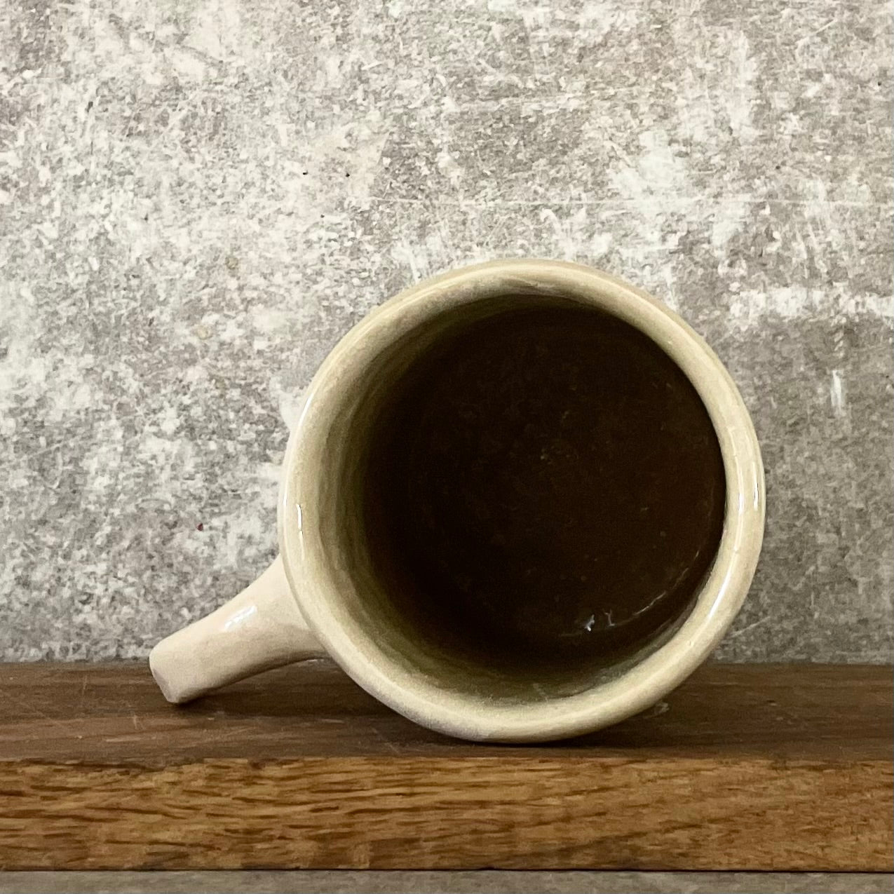 Puodelis NAMIE su kate