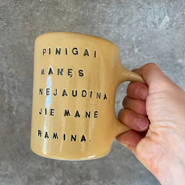 Puodelis apie pinigus
