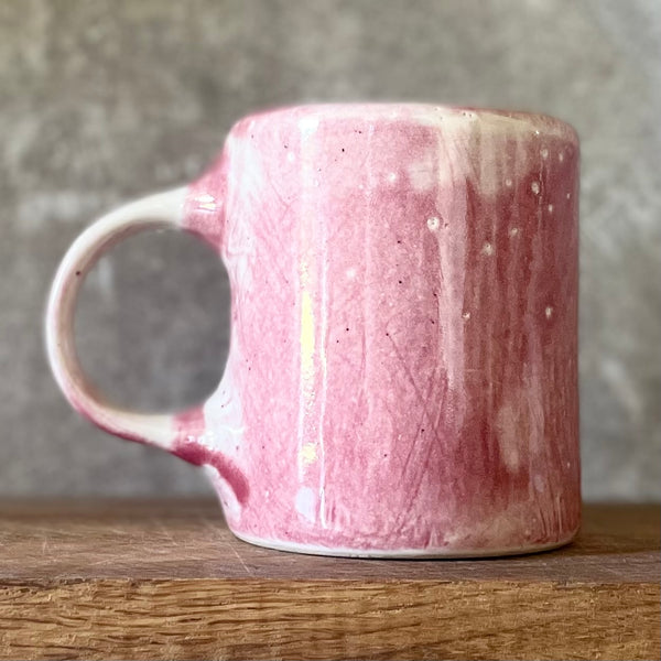 Irregularly pink mug KELKIS BUČKIS