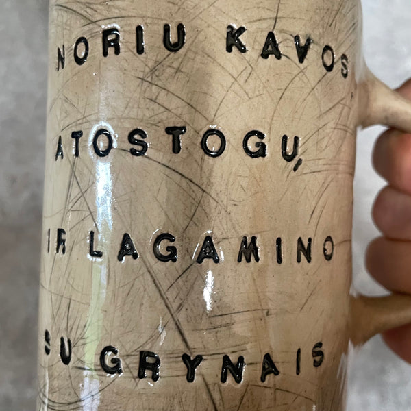 Large mug with funny saying in Lithuanian