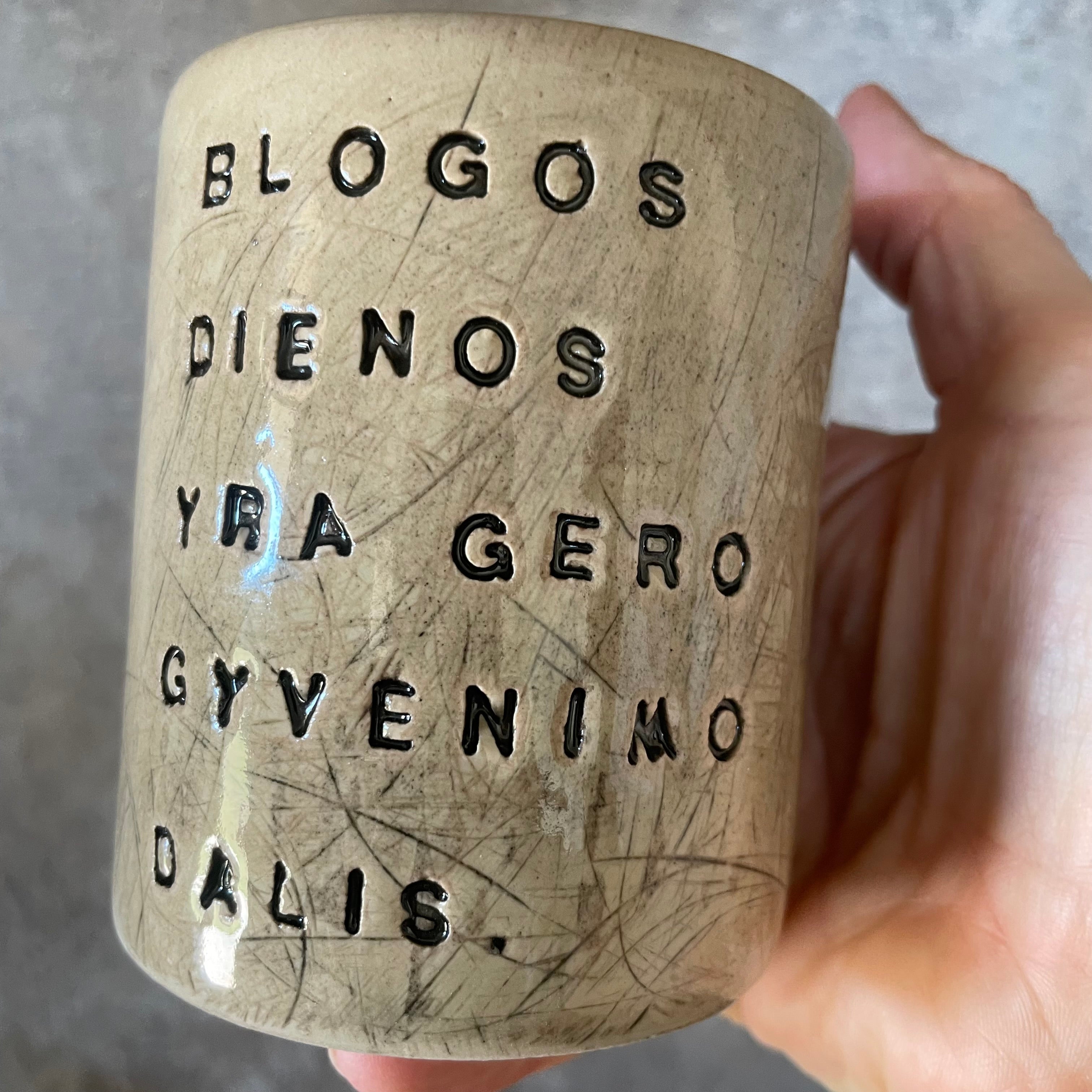 Puodelis apie dienas ir gyvenimą