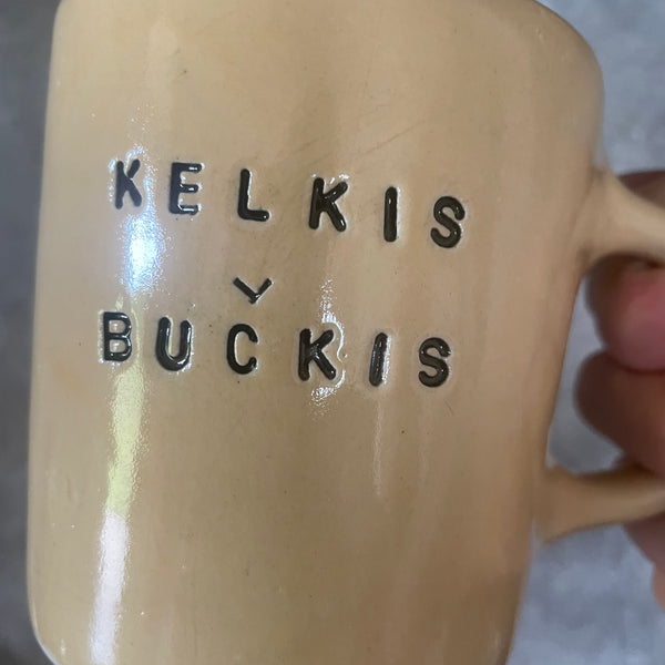 Puodelių rinkinys KELKIS BUČKIS