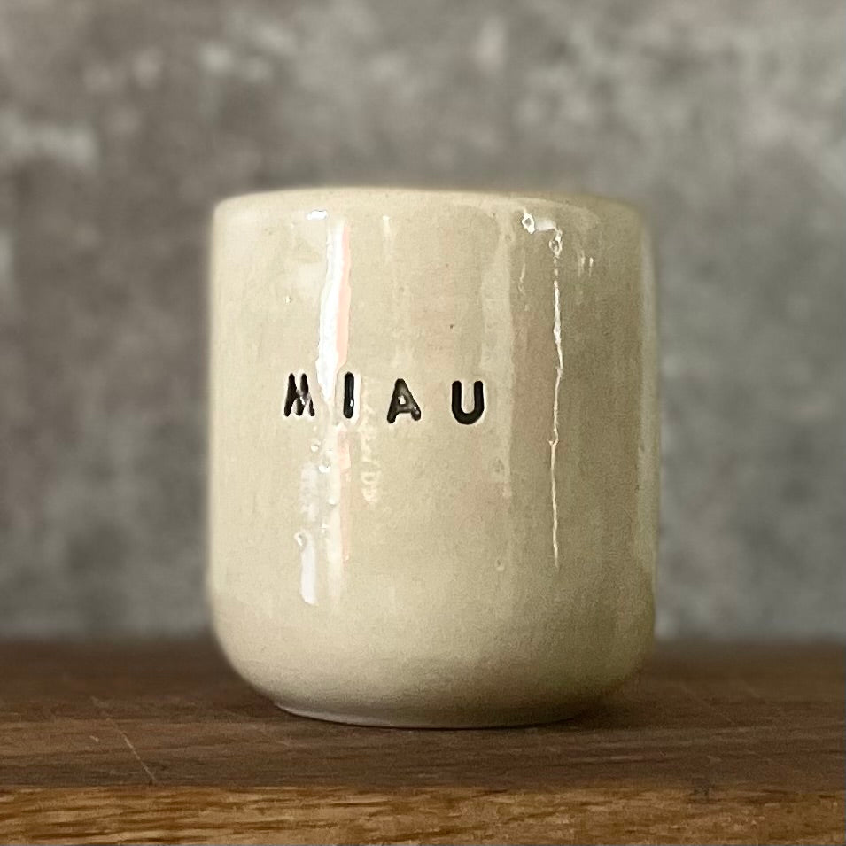 Small mug with international love word