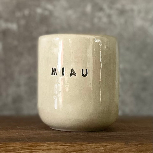 Small mug with international love word