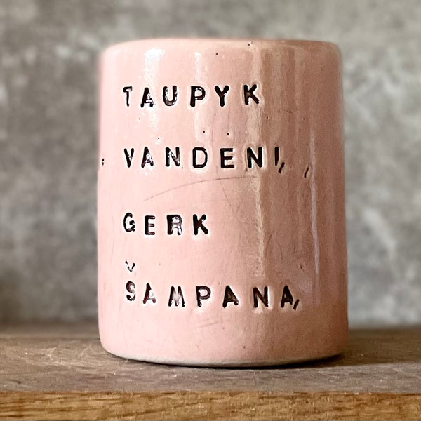Pink funny mug about champagne