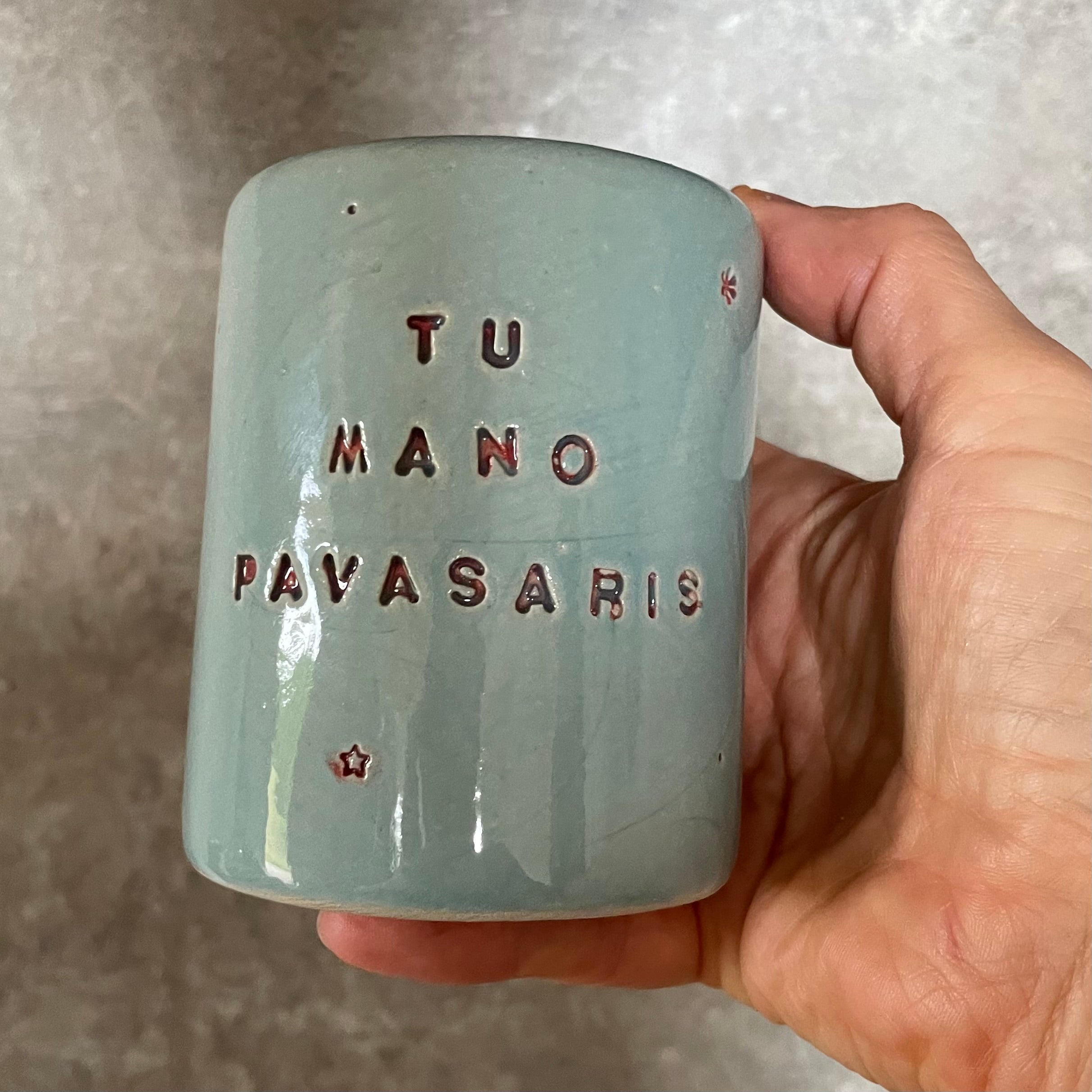 Puodelis be rankenos PAVASARIS