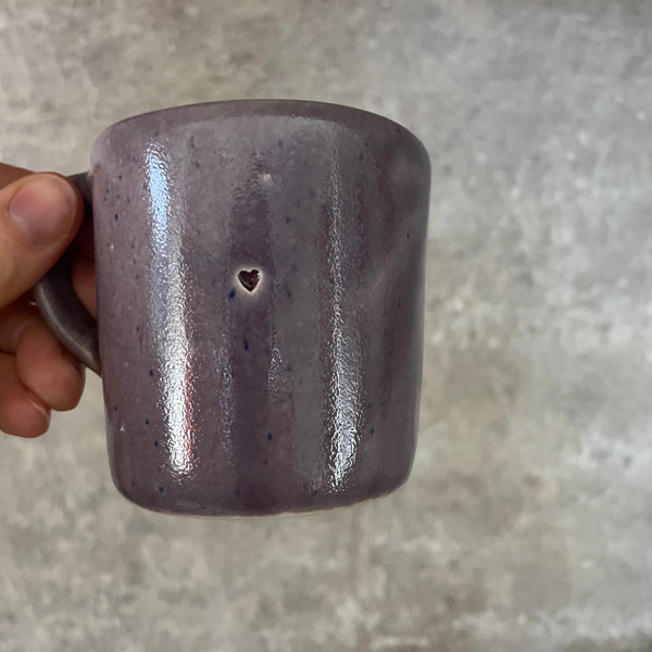 Violetinis mažas puodelis KAVYTĖ SU MEILE