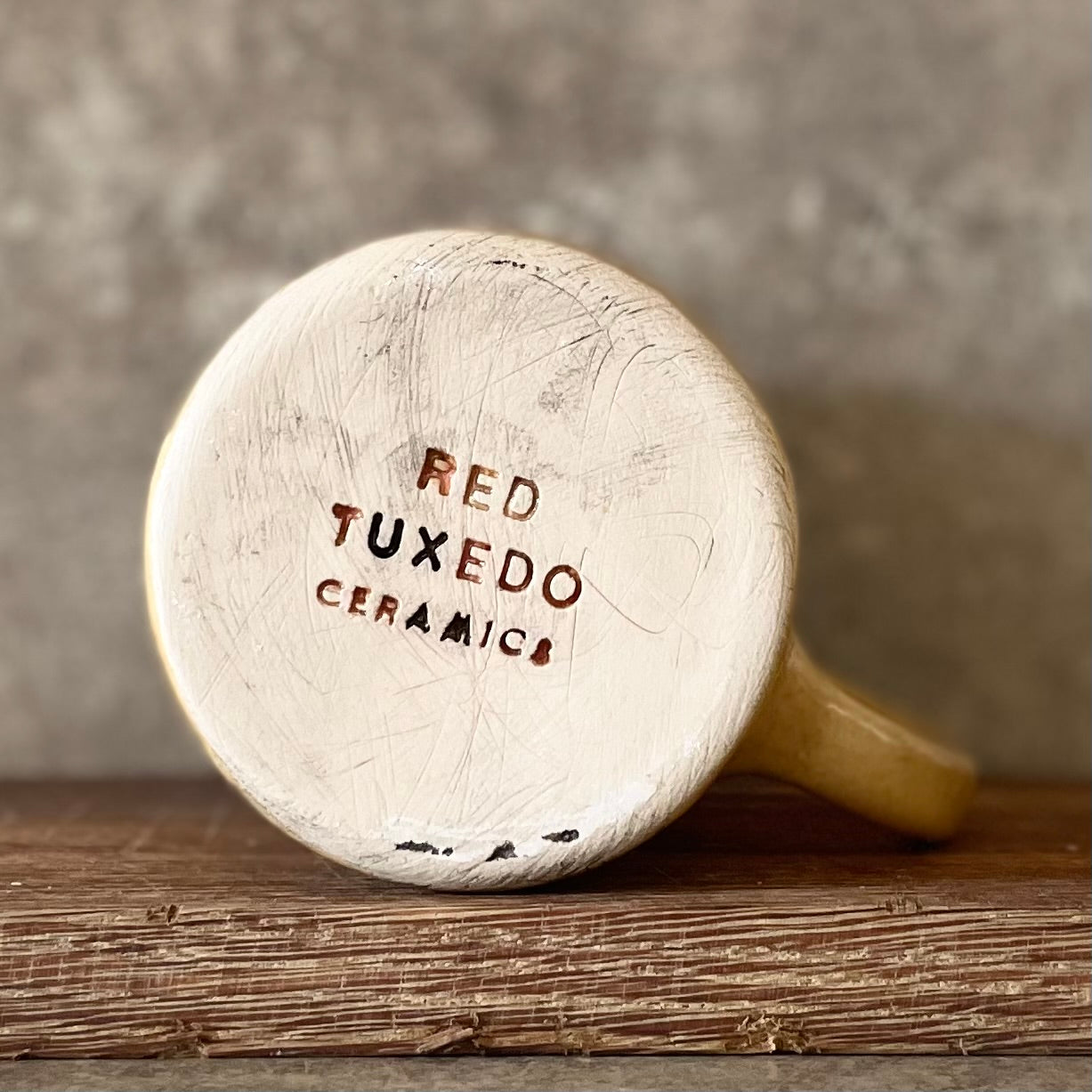 Big mug with funny phrase in Lithuanian
