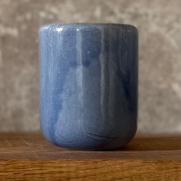 Mėlynas puodelis "Kelkis, bučkis" 150 ml