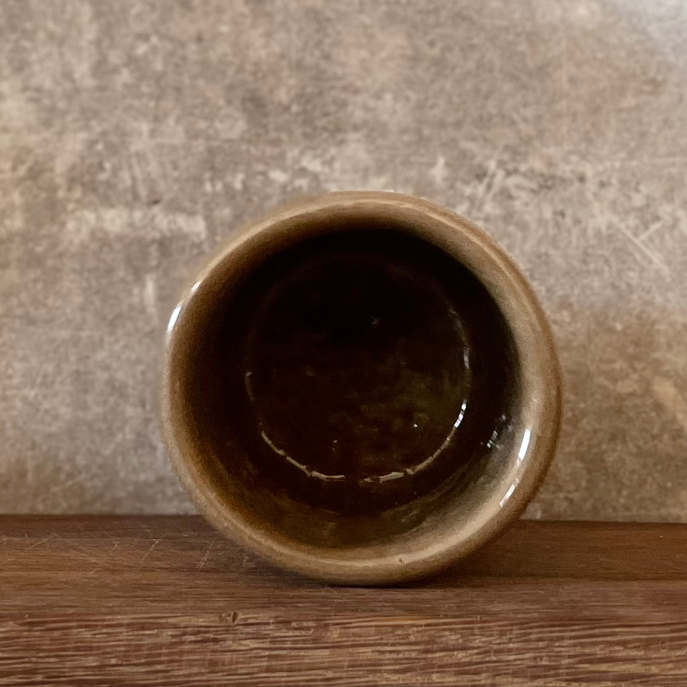 Brown mug AČIŪ