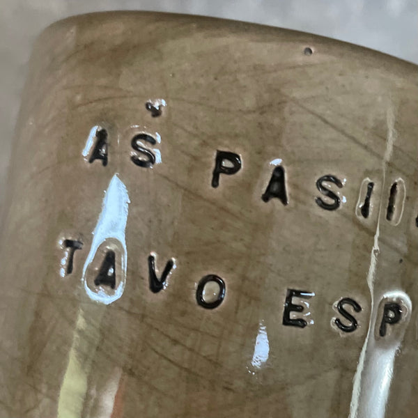 Mažas espresso puodelis be ilgesį